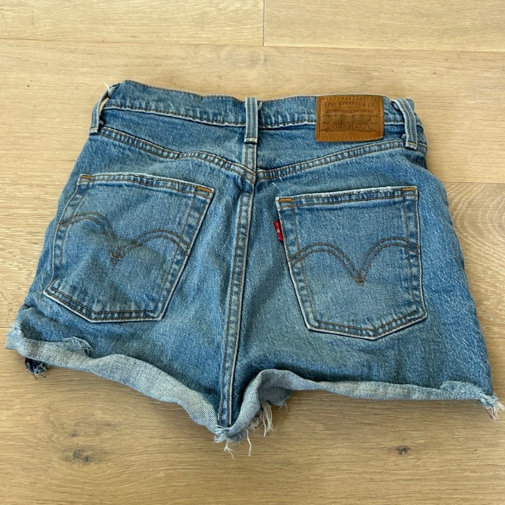 Levis Premium Ribcage Shorts 26 Blue Denim High Rise Be Happy Embroidered Short - Picture 3 of 9